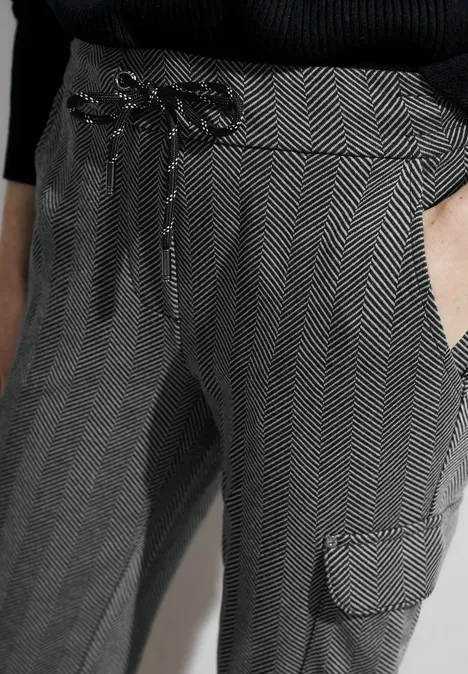 Casual Fit Cargohose Black