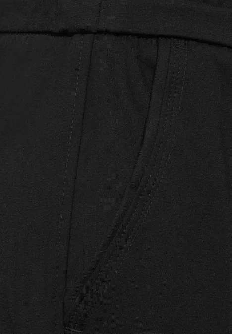 Casual Fit Hose Black Casual Fit Hose Black