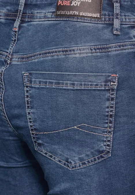 Bootcut Leg Jeans mid blue wash