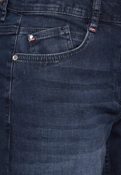 Jeans im Loose Fit dark blue black washed