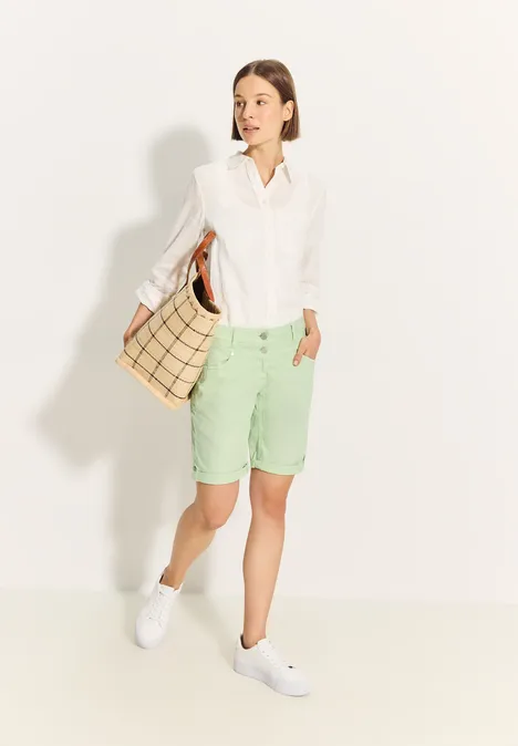 Shorts mit Strukturstreifen matcha lime