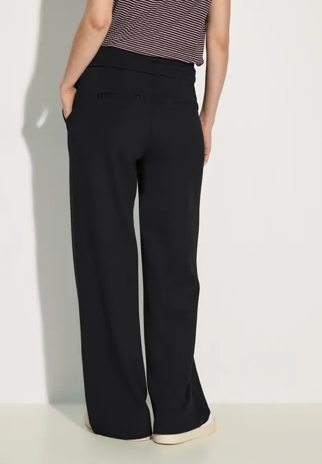 Hose im Loose Fit Black