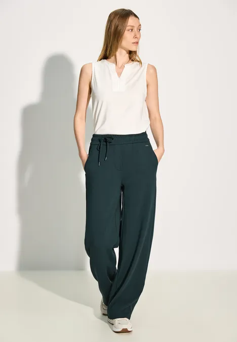 Hose im Loose Fit fir green