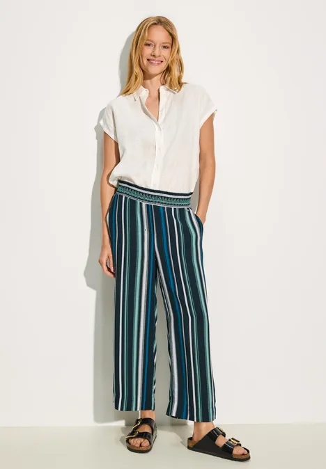 Hose im Loose Fit fir green