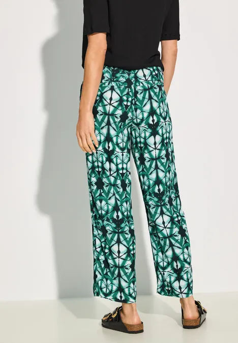 Hose im Loose Fit fir green