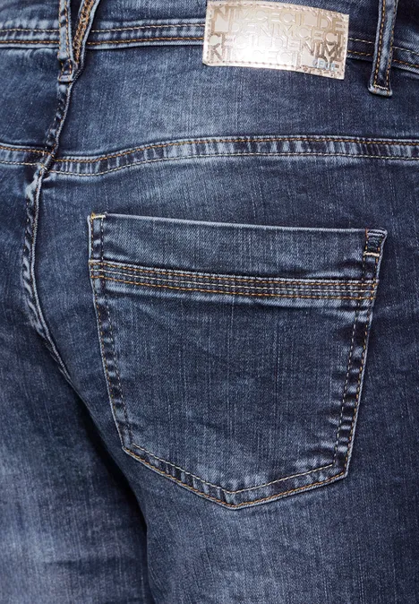Jeans im Casual Fit mid blue wash