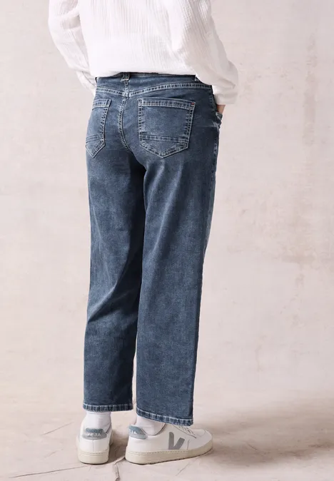 Jeans im Loose Fit mid blue wash