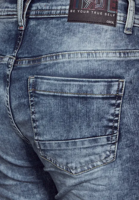 Jeans im Casual Fit authentic used wash