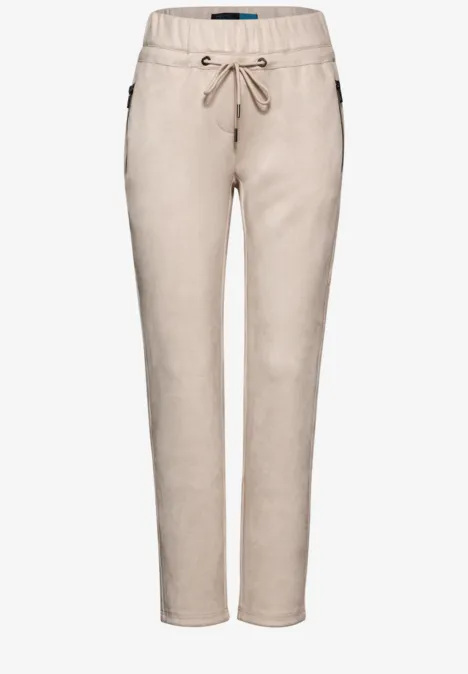Hose in Leder-Optik light hazel beige
