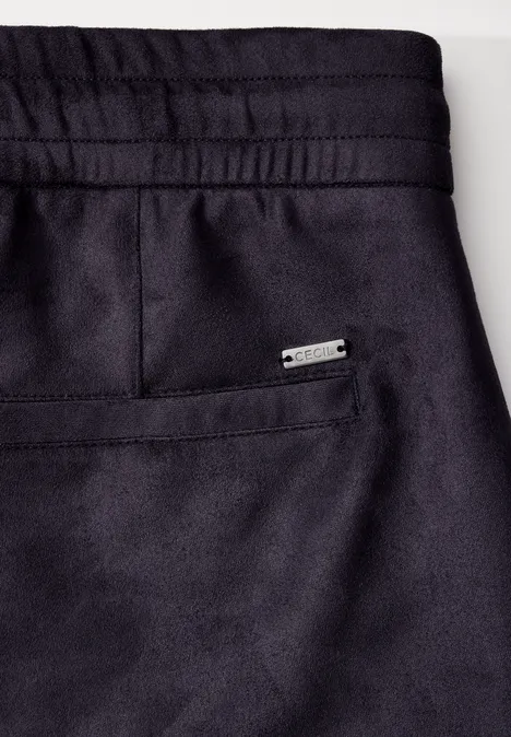 Hose in Velours-Optik deep charcoal grey