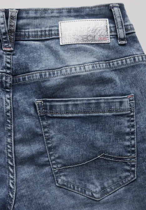 Jeans im Casual Fit authentic used wash