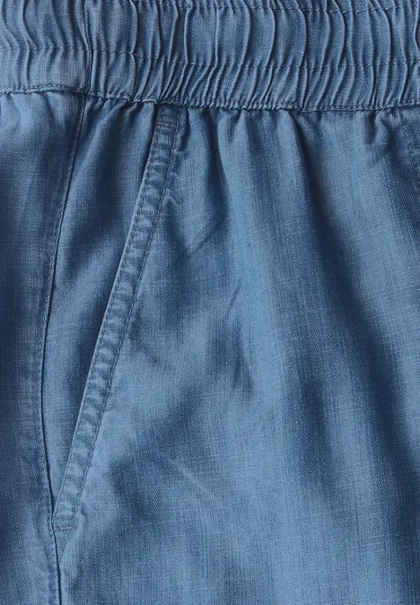 Shorts im Casual Fit mid blue wash