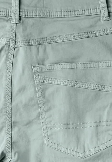Hose im Casual Fit cool salvia green