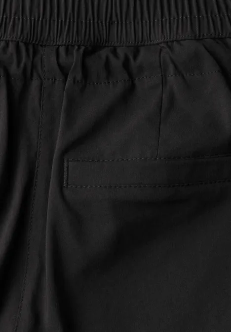 Casual Fit Hose Black