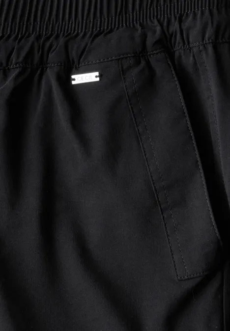 Hose im Casual Fit Black