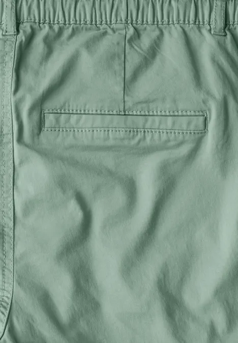 Twill Shorts im Washed-Look matcha green