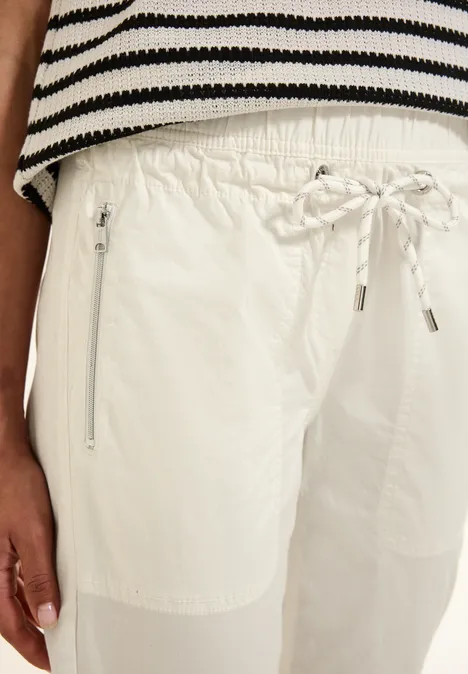 Papertouch Hose vanilla white