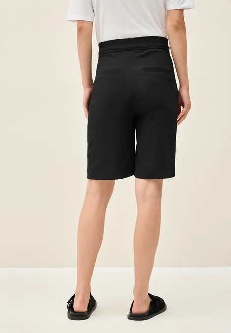 Shorts mit Struktur Black