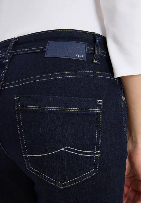 Straight Leg Jeans rinsed wash