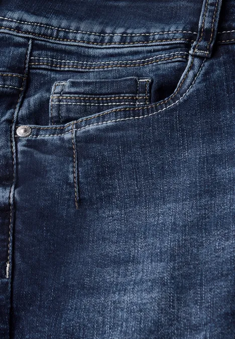Jeans im Casual Fit mid blue wash