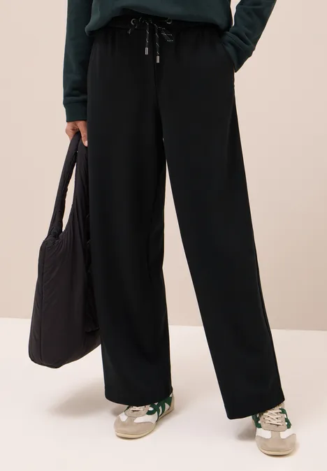 Straight Leg Hose Black