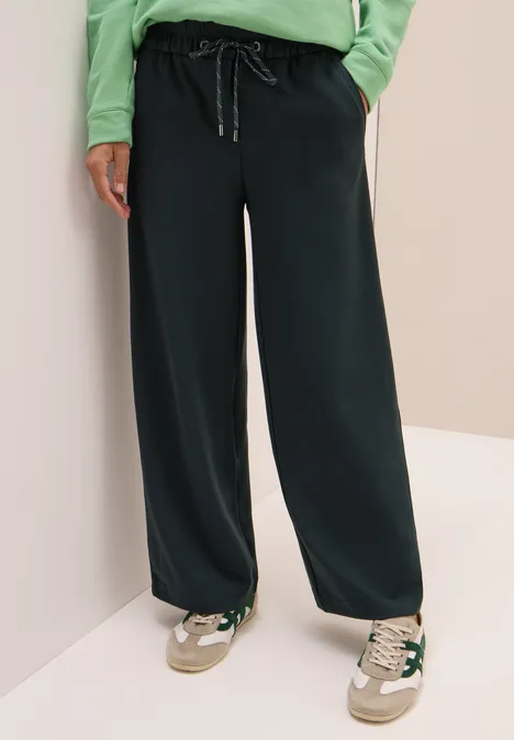 Straight Leg Hose ink green