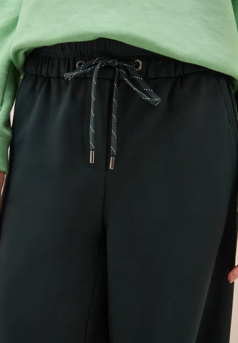 Straight Leg Hose ink green