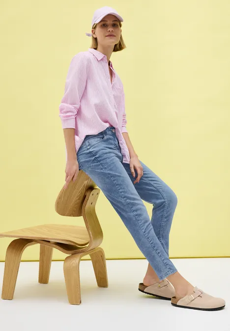 Straight Leg 7/8-Jeans light blue wash
