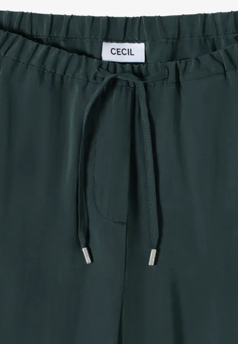 Straight Leg Hose ink green