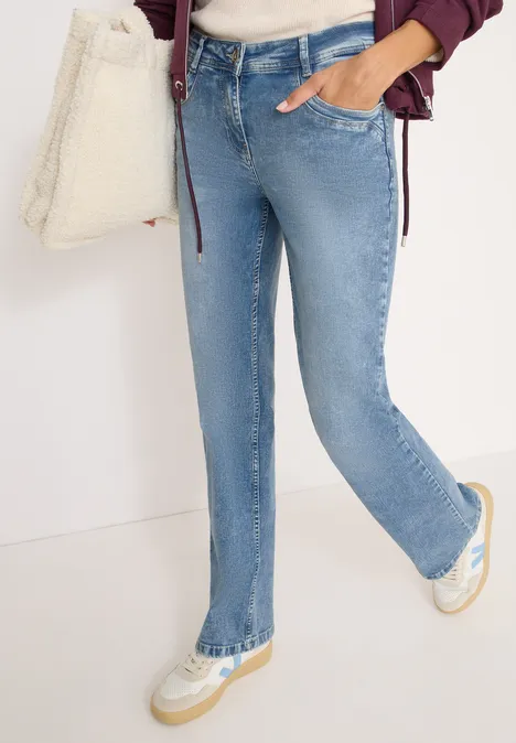 Bootcut Jeans light blue wash
