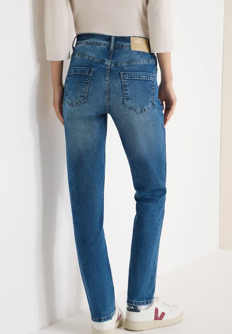 Slim Leg Jeans authentic used wash