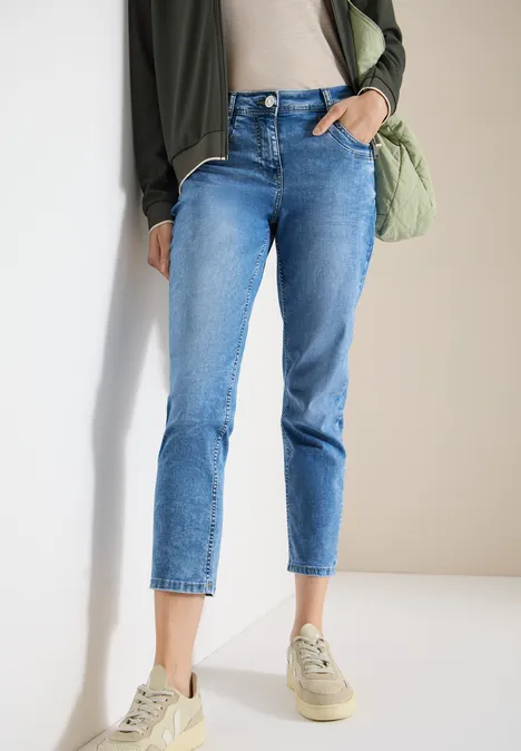 Mid Waist Slim Leg Jeans im Casual Fit light blue washed