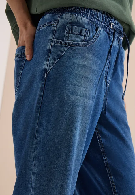 High Waist Wide Leg Jeans im Loose Fit mid blue used wash