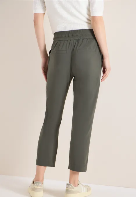 Pantalon Mid Waist Slim Leg en Casual Fit clear khaki
