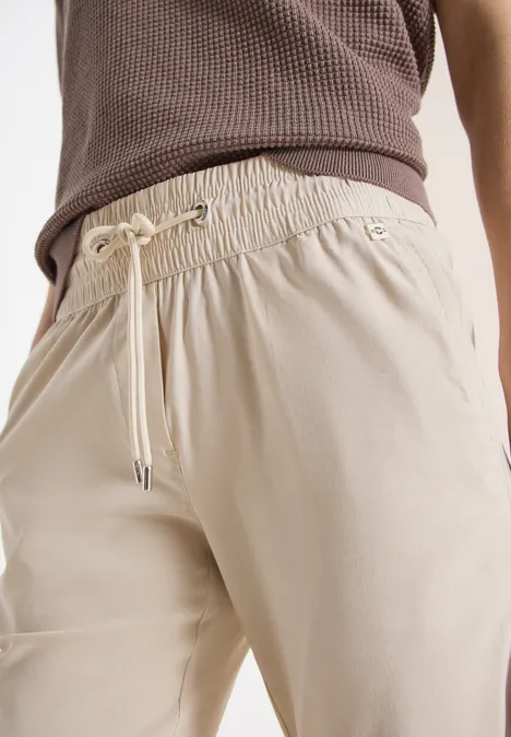 Pantalon Mid Waist Slim Leg en Casual Fit grain beige Pantalon Mid Waist Slim Leg en Casual Fit grain beige