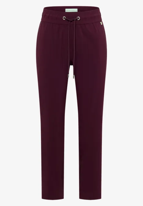 Pantalon Mid Waist Slim Leg en Casual Fit grape red Pantalon Mid Waist Slim Leg en Casual Fit grape red