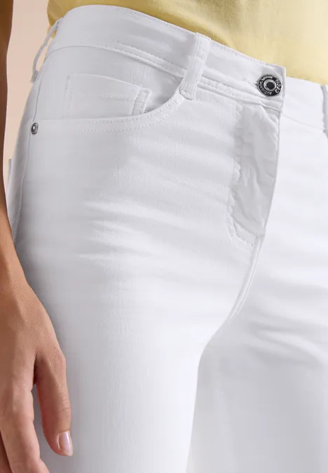 3/4 Slim Leg jeans in Slim Fit White 3/4 Slim Leg jeans in Slim Fit White