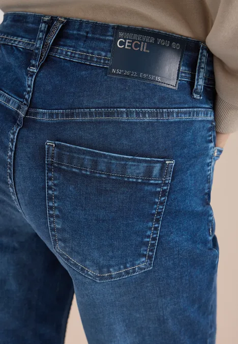 3/4 Slim Leg Jeans im Casual Fit Dark blue wash