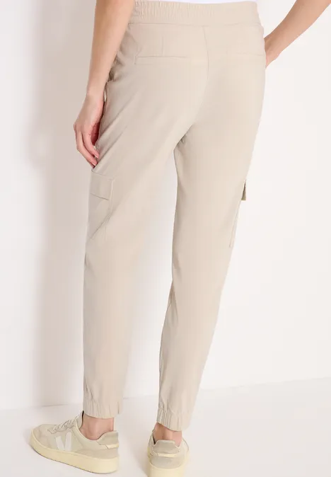 Pantalon Mid Waist Slim Leg au look cargo grain beige