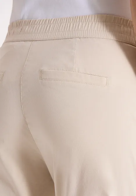 Pantalon Mid Waist Slim Leg au look cargo grain beige