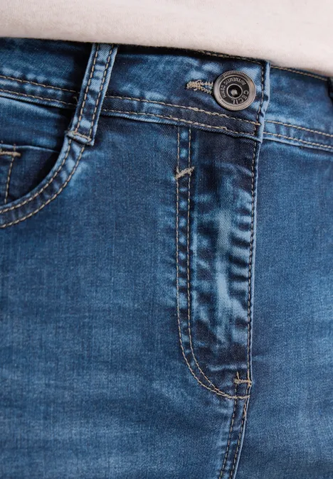 High Waist Slim Leg Jeans im Slim Fit mid blue used wash