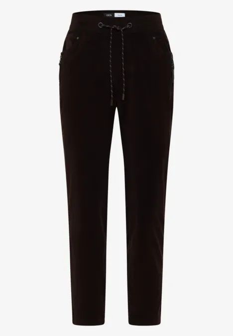 Mid Waist Slim Leg Hose im Casual Fit truffle brown Schwarze, gerade geschnittene Hose mit Tunnelzugbund und seitlichen Taschen.