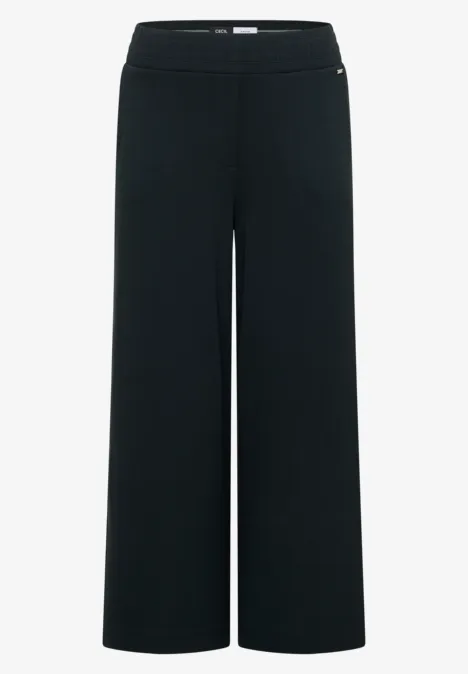 Schwarze, weite Hose mit hohem Bund und weitem Beinverlauf