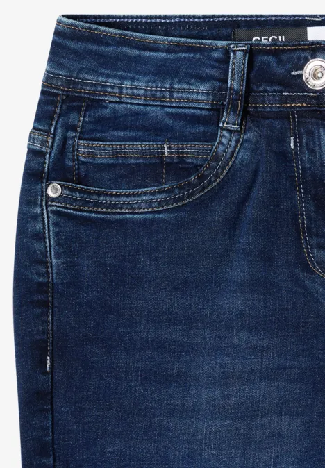 Dunkelblaue Jeans-Fronttasche mit sichtbarer Naht und Knopf.