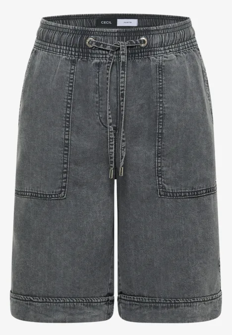 Lässige schwarze Denim-Shorts mit elastischem Bund, Kordelzug und aufgesetzten Taschen.