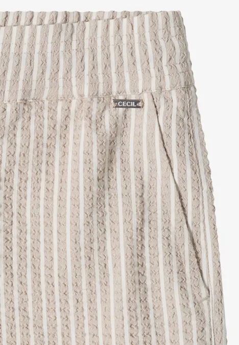 Beige-weißer, gestreifter Rock mit elastischem Bund, seitlicher Tasche und CECIL-Label.