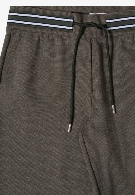 Dunkelgraue Jogginghose mit elastischem Bund, weißen Streifen und Kordelzug.