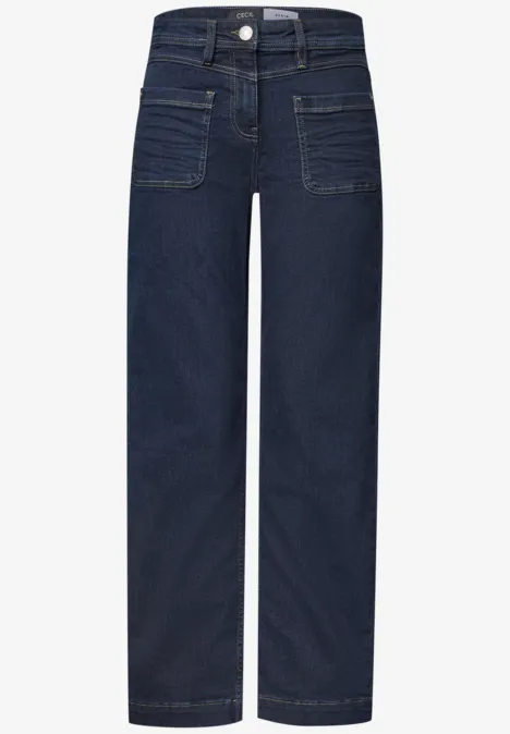 Dunkelblaue Jeans mit geradem, weitem Bein und aufgesetzten Fronttaschen.