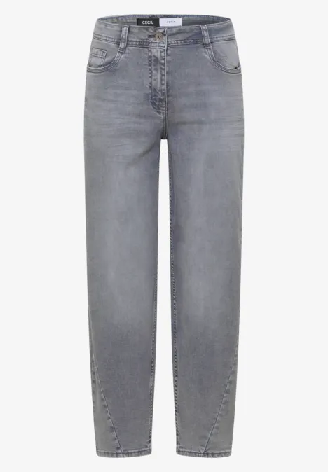 High Waist Barrel Leg Jeans w stylu Loose Fit light grey wash Jasno-szare dżinsy o prostym kroju z zamkiem, guzikiem i pięcioma kieszeniami.