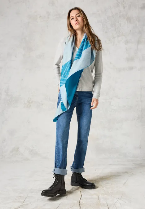 Bedrucktes Dreieckstuch dynamic aqua blue
